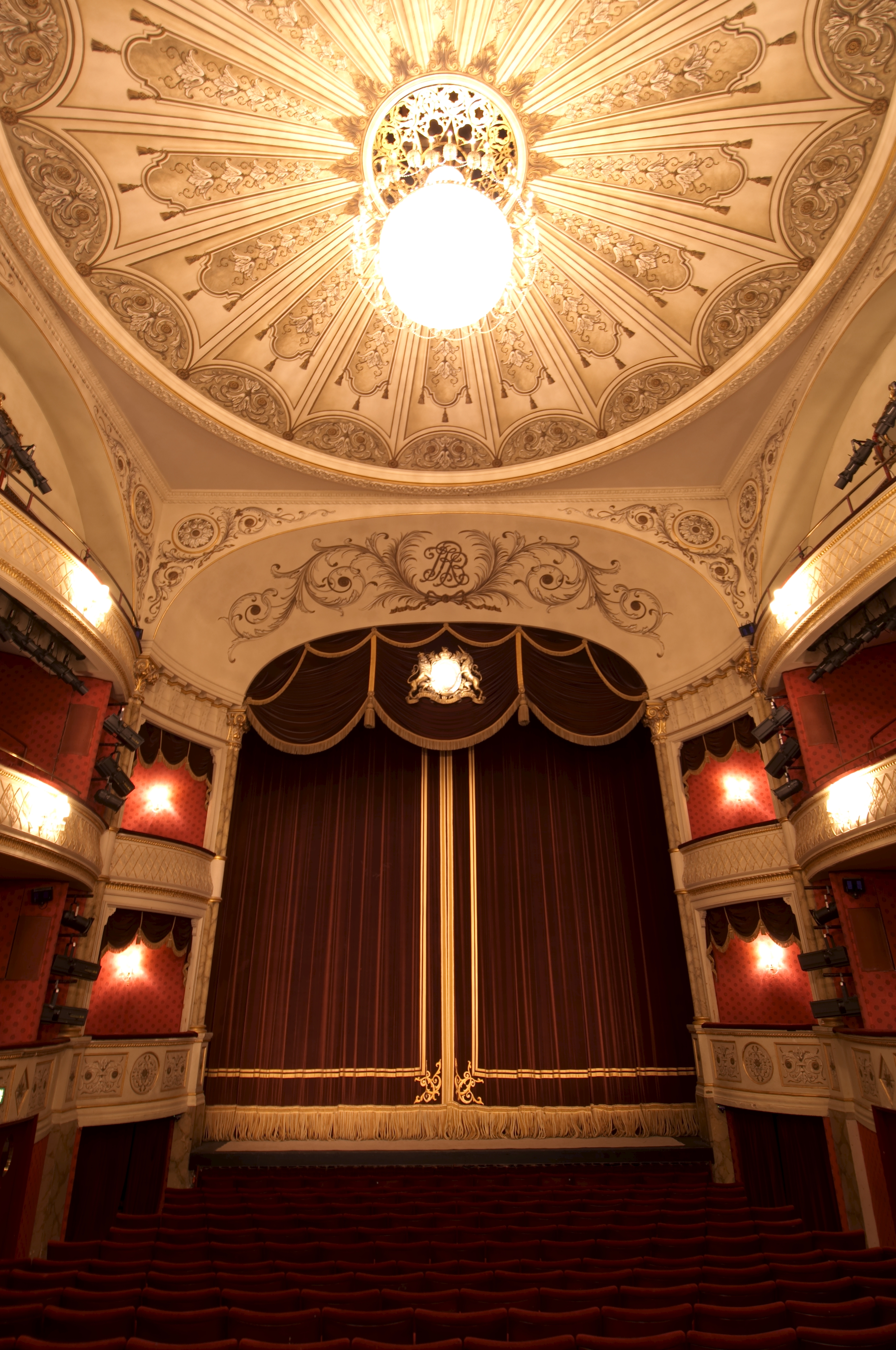 What's On — Theatre Royal Bath